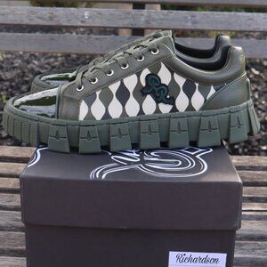 New in box Richardson Footwear sneakers the "Olive Knight" mode